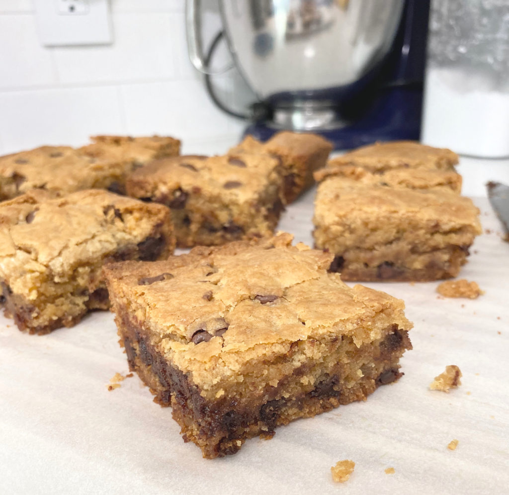 chocolate chip cookies bars